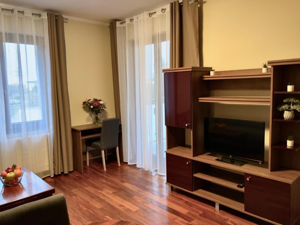 Mala Italia Apartments Breslavia Exterior foto